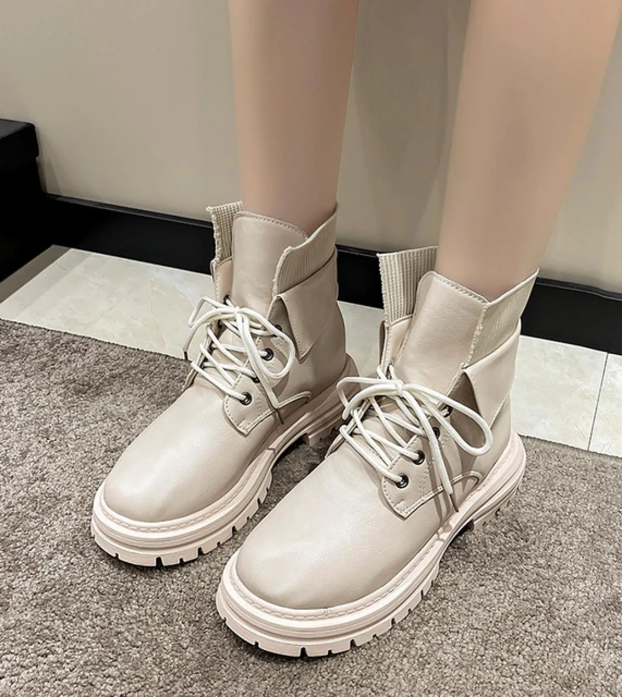 2022 Autunno Nuove Donne Stivaletto Per Le Donne Moda Punta Rotonda Piattaforma Tacchi Quadrati Stivali Da Donna Moda Lace Up Co
