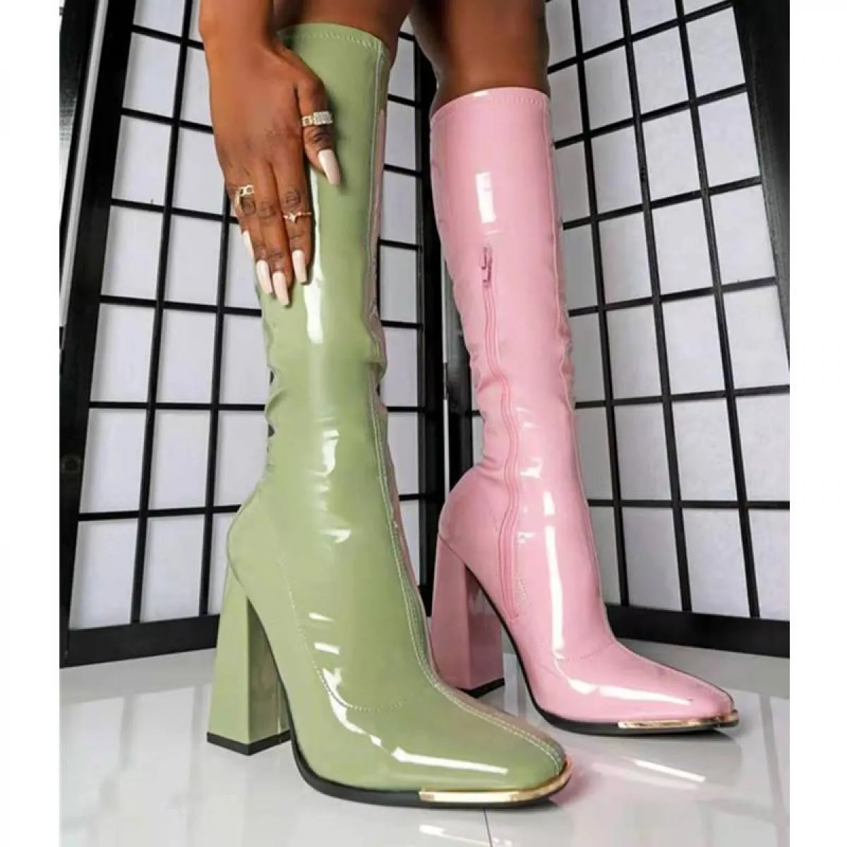 2022 Moda Autunno Inverno Solido Stivali a metà polpaccio Donna Alta Piattaforma robusta Grande Szie 43 Elegante Ufficio Scarpe