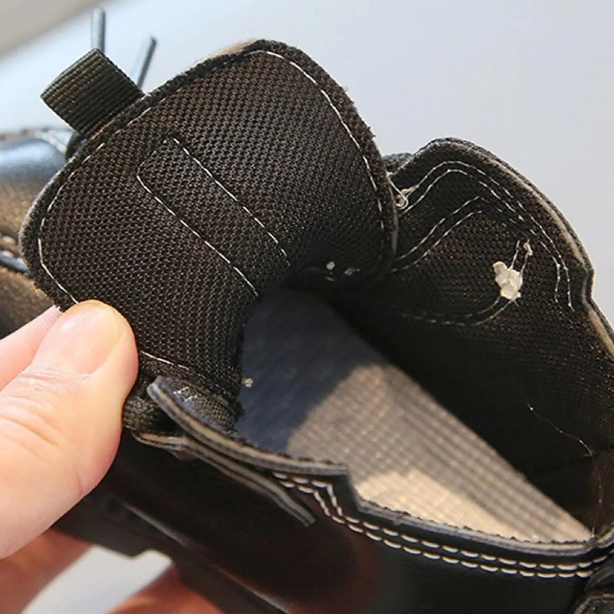 2023 Scarpe per bambini stile britannico Stivali per ragazzi Belle scarpe da scuola retrò Belle scarpe con plateau primavera aut