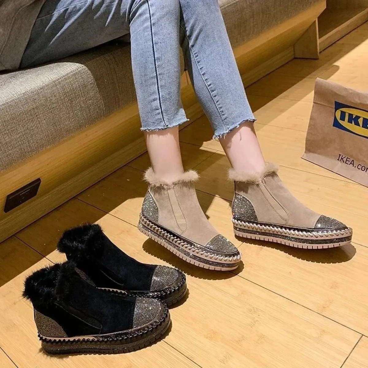 2024 Scarpe da donna di vendita calde Scarpe calde invernali da donna di grandi dimensioni Stivali classici con fondo piatto Sti