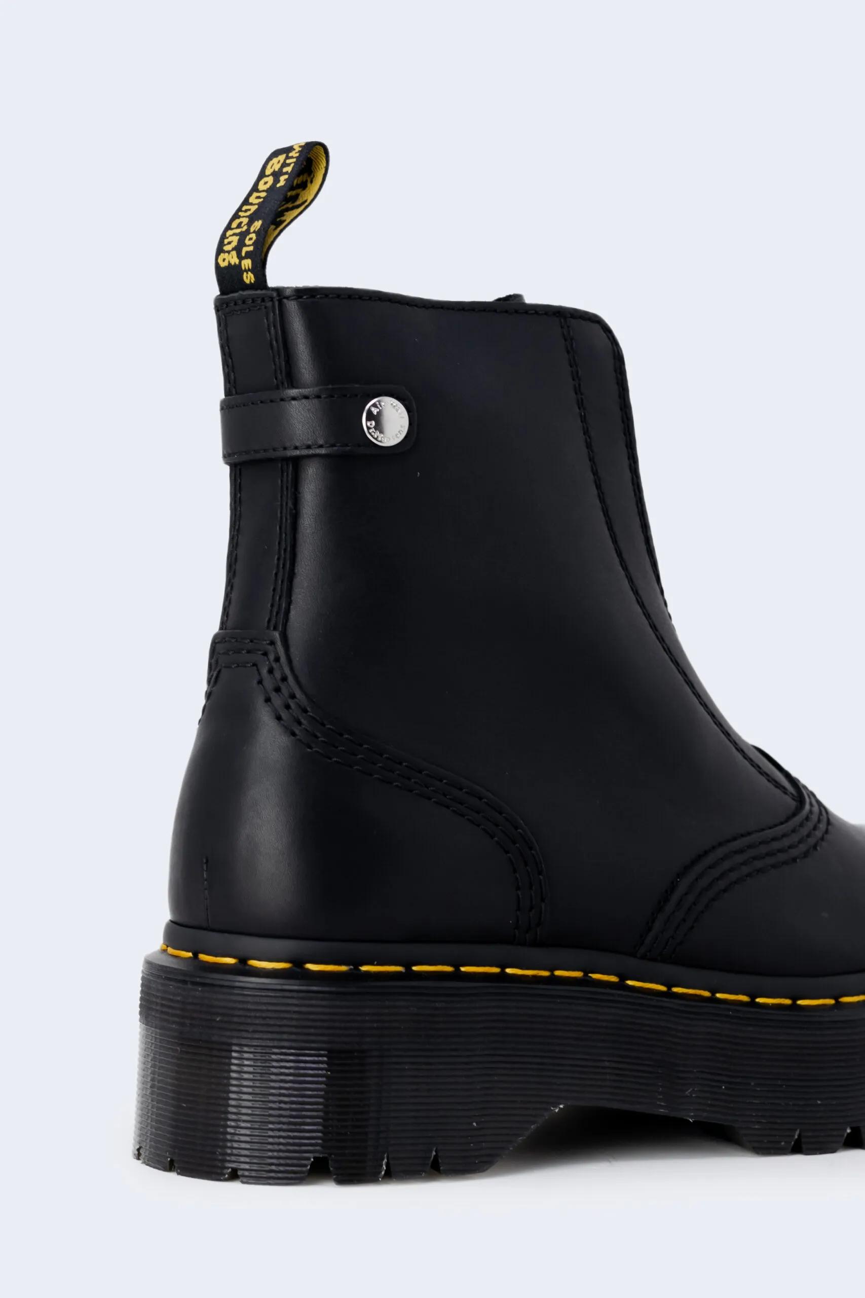 Anfibi Dr. Martens JETTA Nero