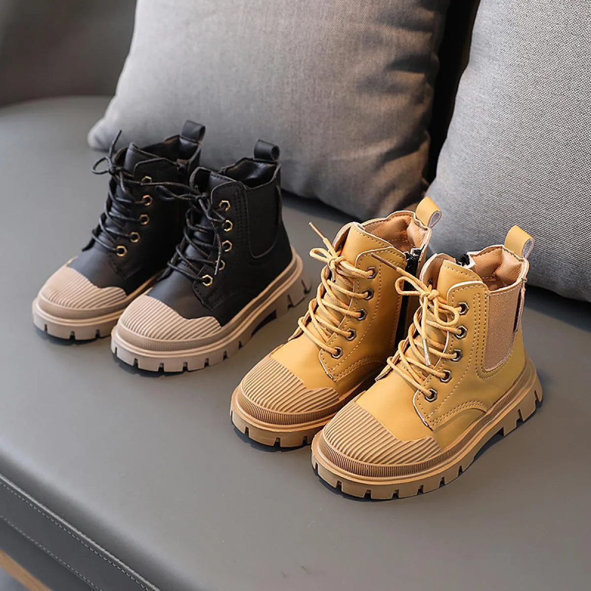 Bellissime scarpe da passeggio per esterni alte per bambini Stivali con plateau stringati per il tempo libero per bambini Scarpe
