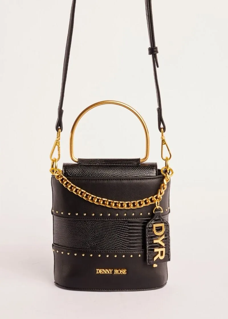 Borsa con borchie