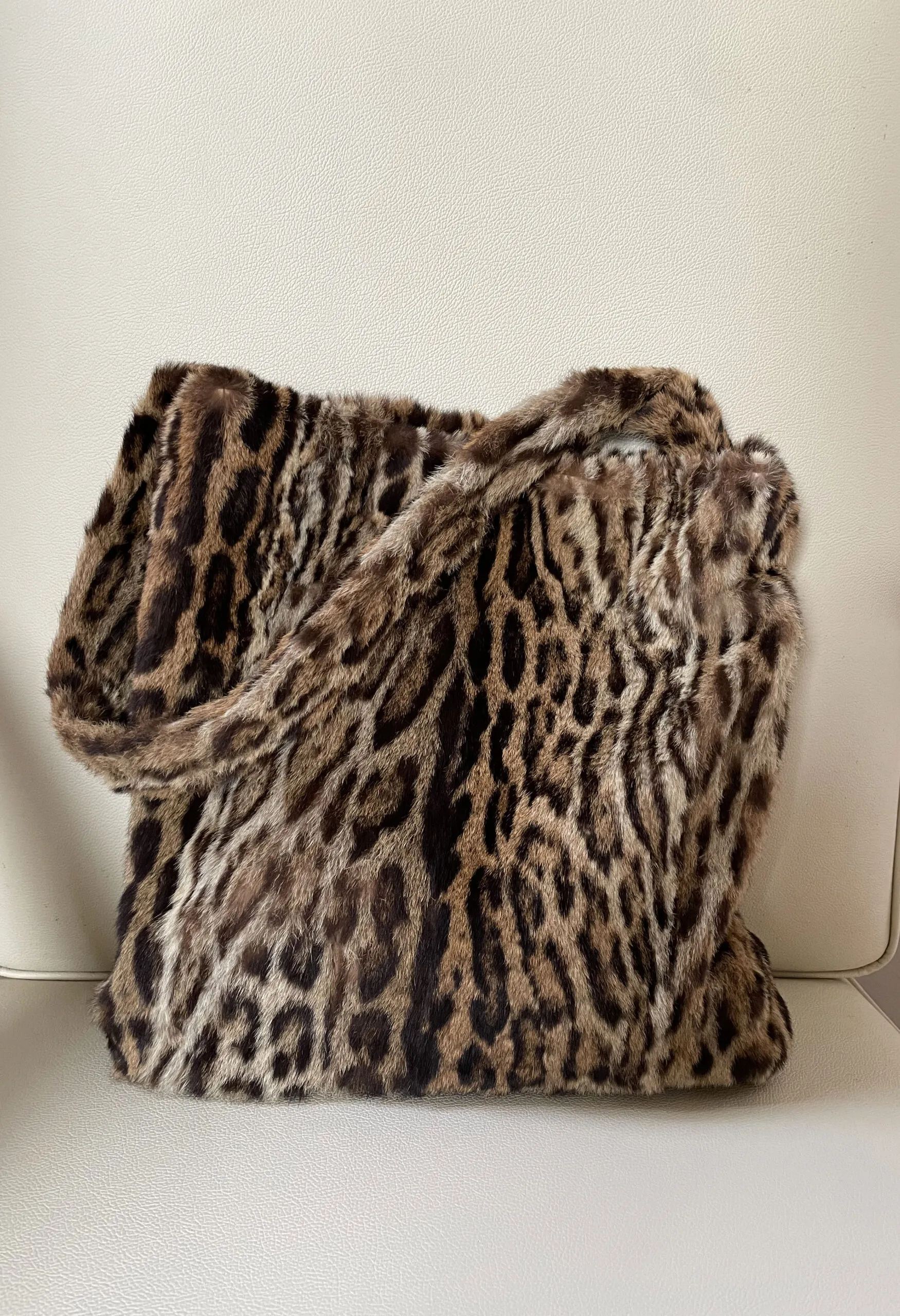 Borsa vintage artigianale in pelliccia di Ocelot