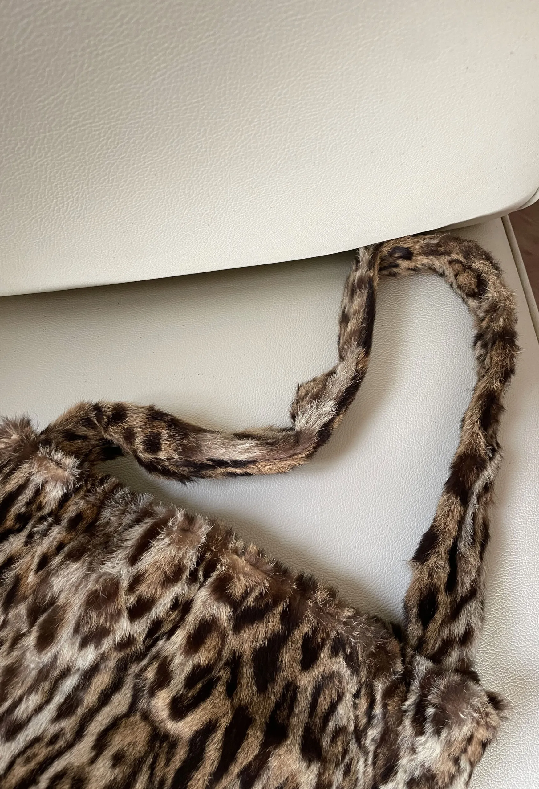 Borsa vintage artigianale in pelliccia di Ocelot