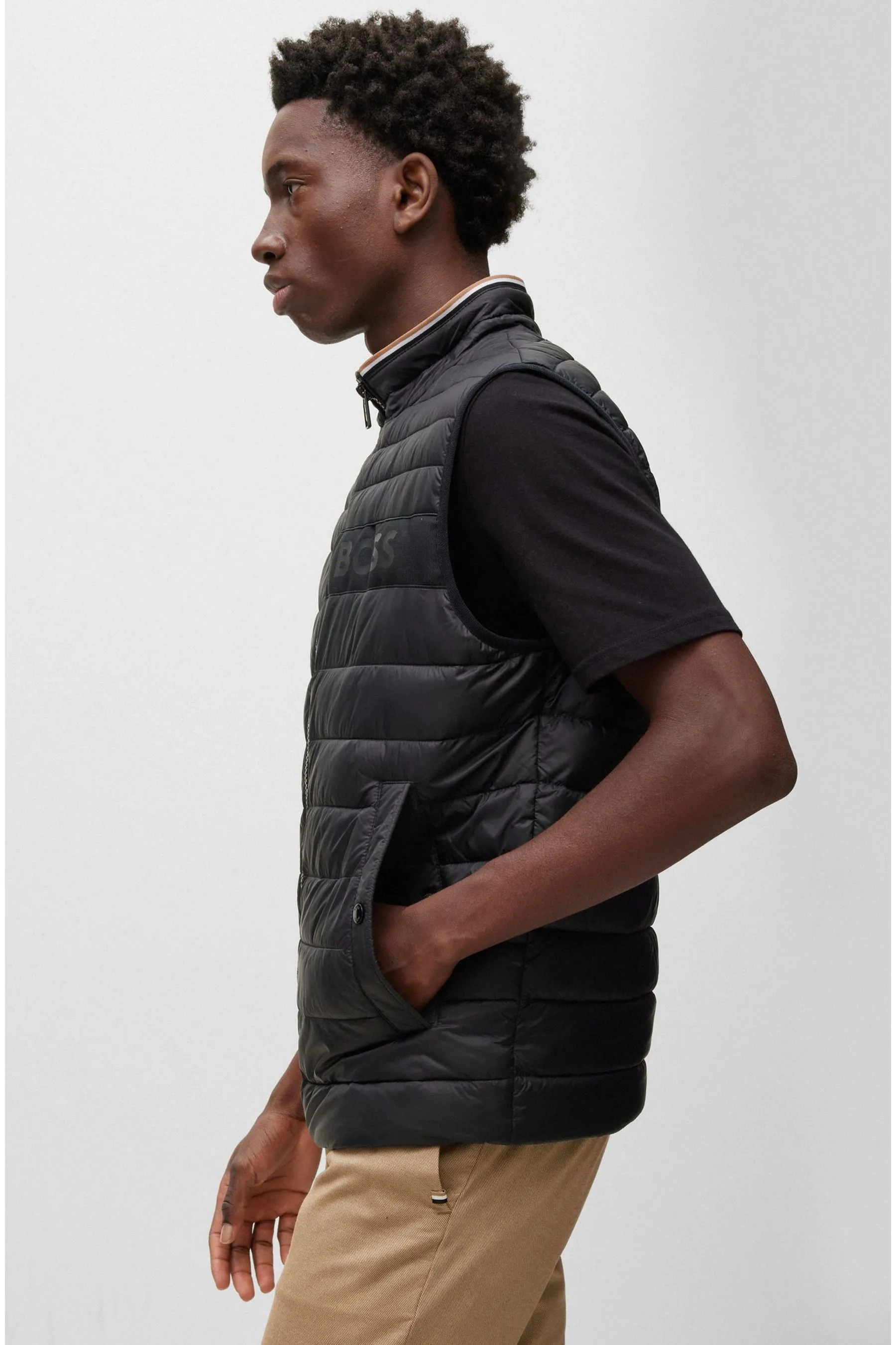 BOSS - Gilet trapuntato impermeabile con logo 3D