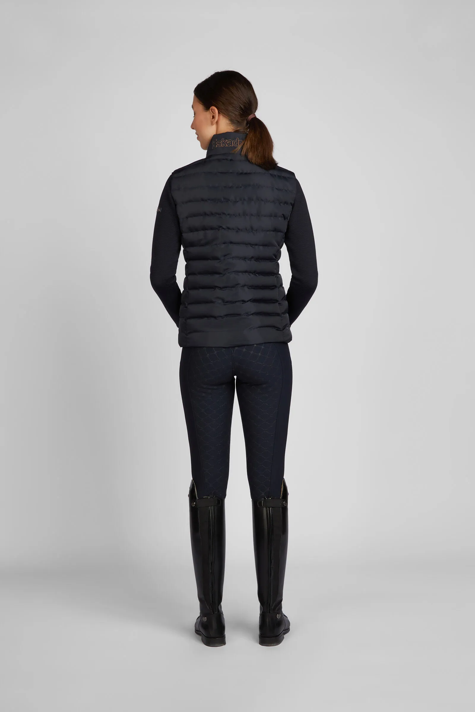 Eskadron Heritage Fanatics AW2023 Gilet trapuntato da donna