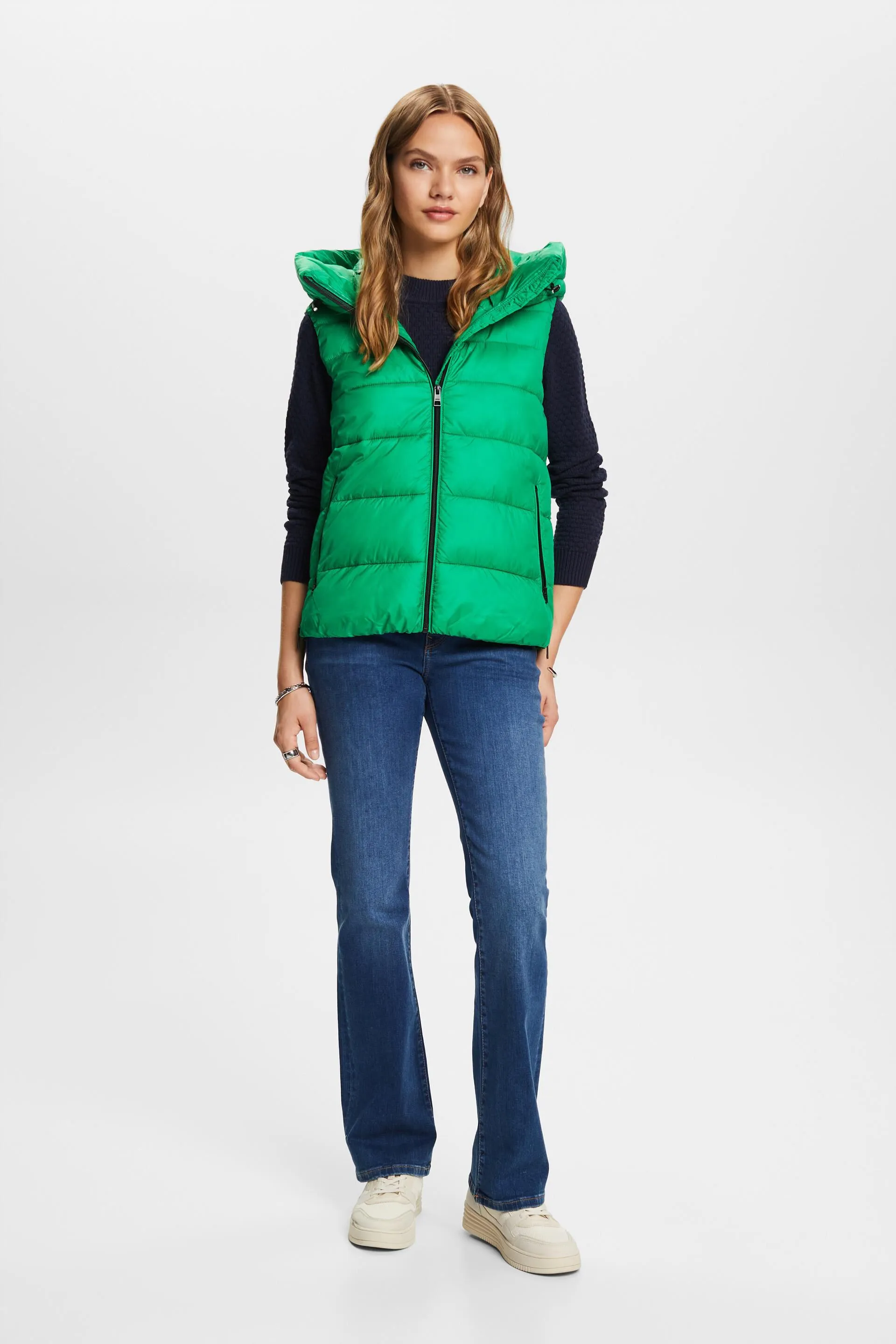 In materiale riciclato: gilet trapuntato