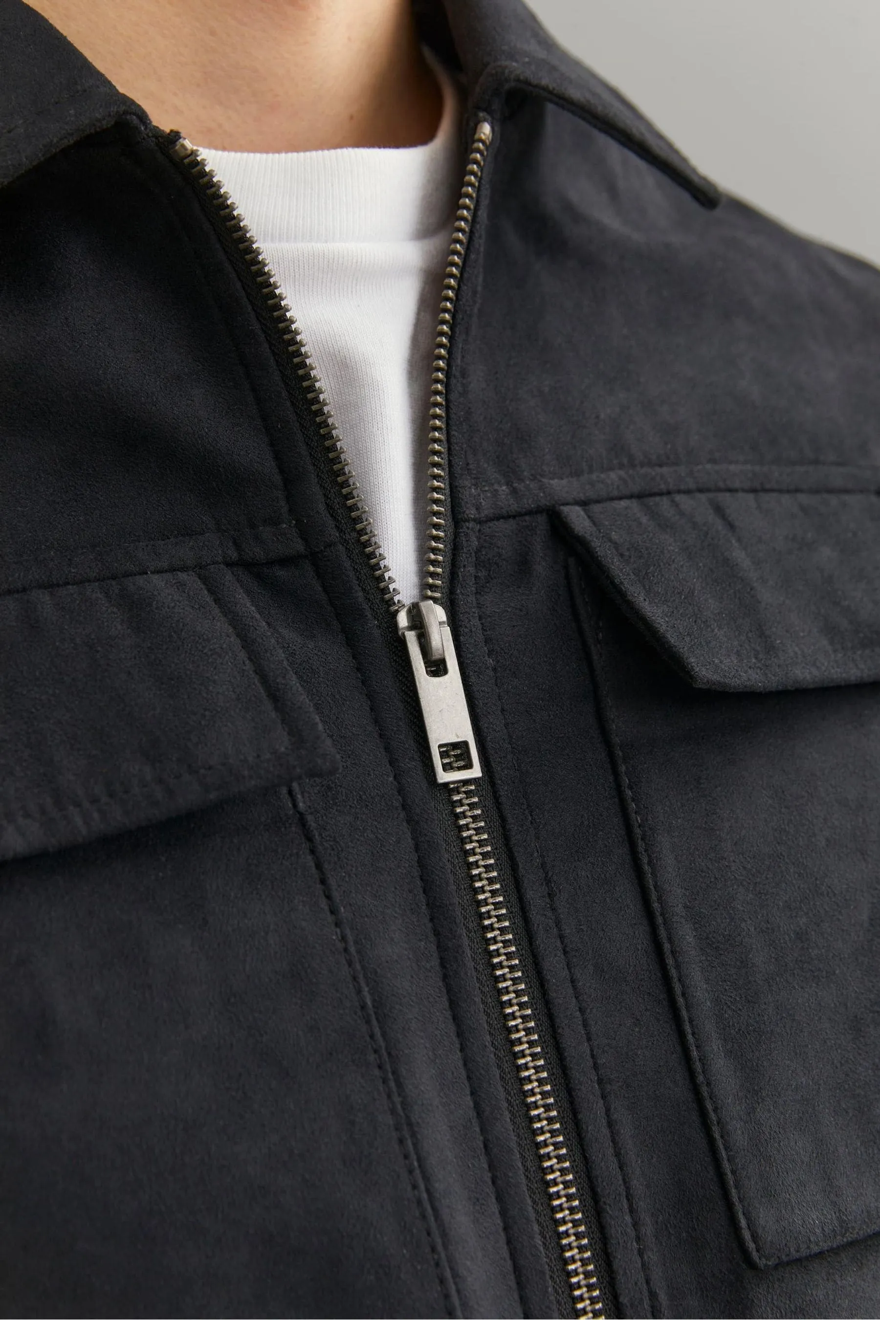 JACK & JONES - Giacca multitasche in pelle sintetica con zip