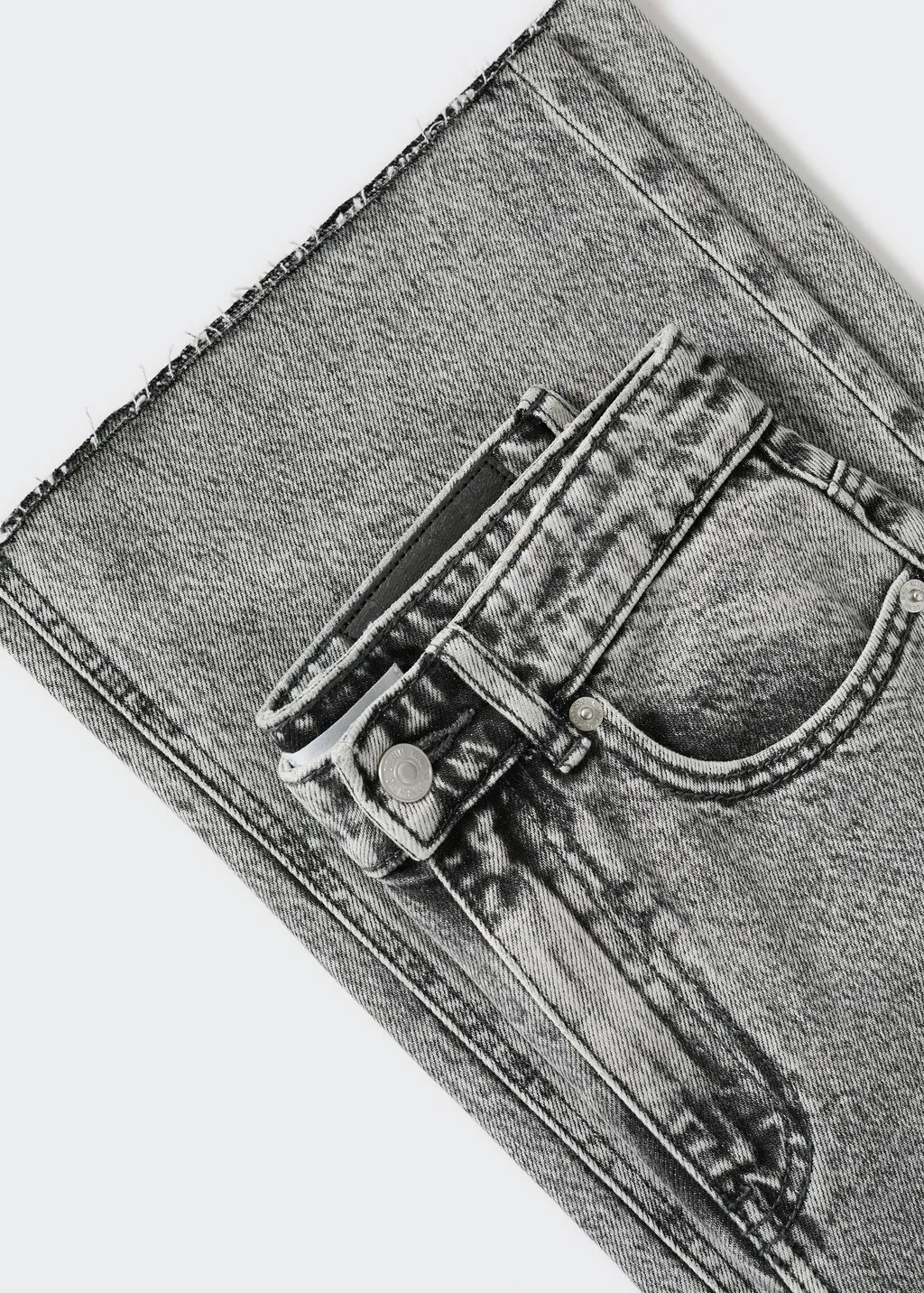 Jeans culotte bordo inferiore sfilacciato
