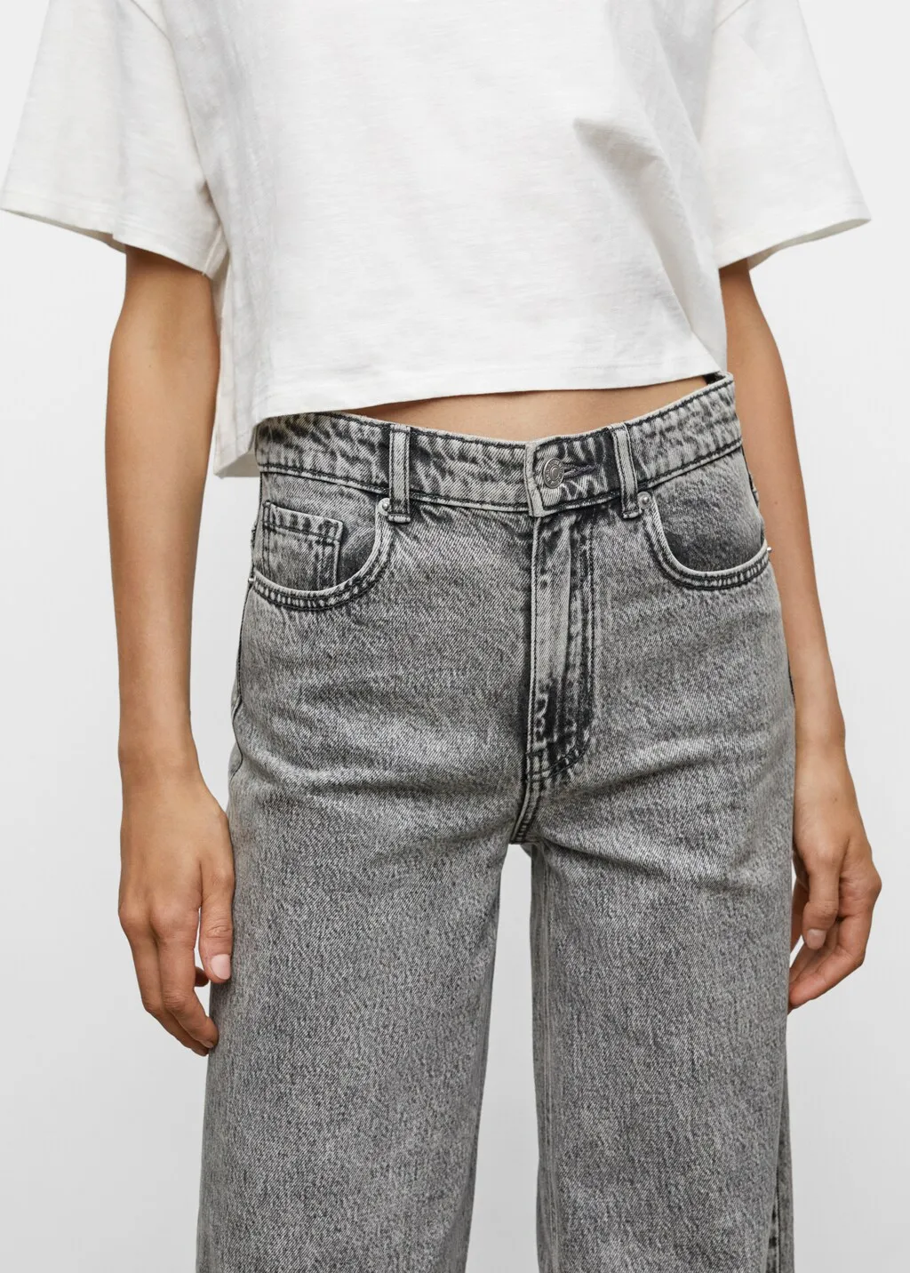 Jeans culotte bordo inferiore sfilacciato