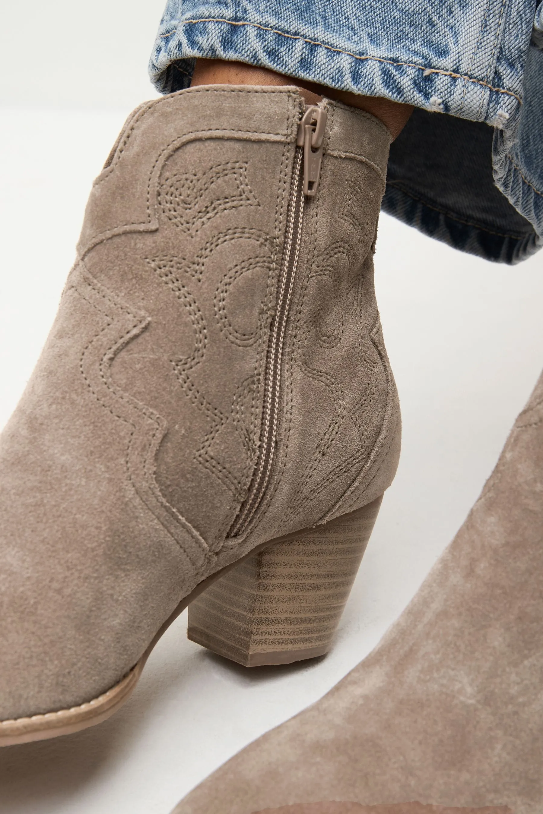 Marrone visone  - Forever Comfort® - Stivali stile western/cowboy con cuciture alla caviglia