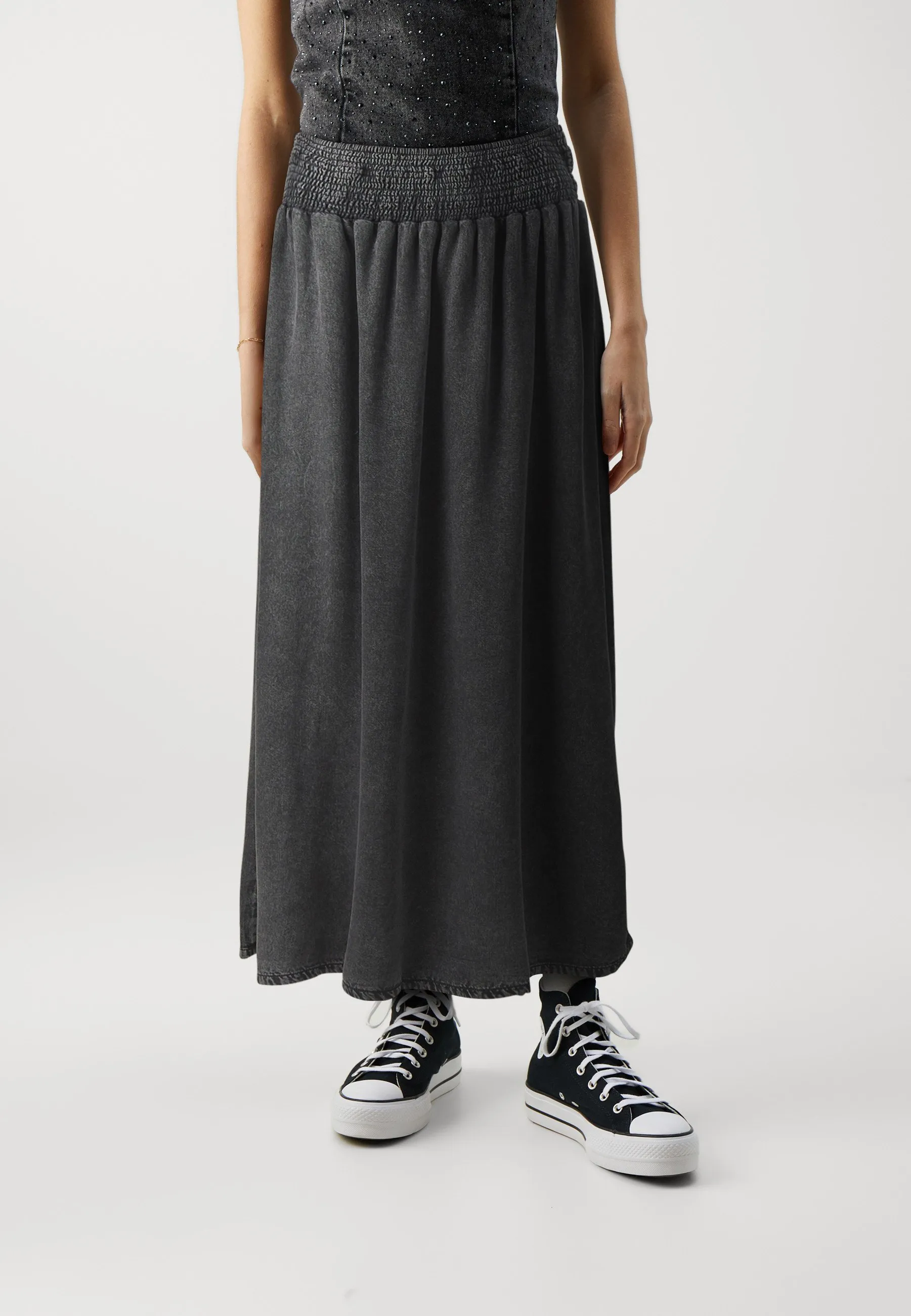 ONLBAHA LONG SMOCK SKIRT - Gonna a pieghe