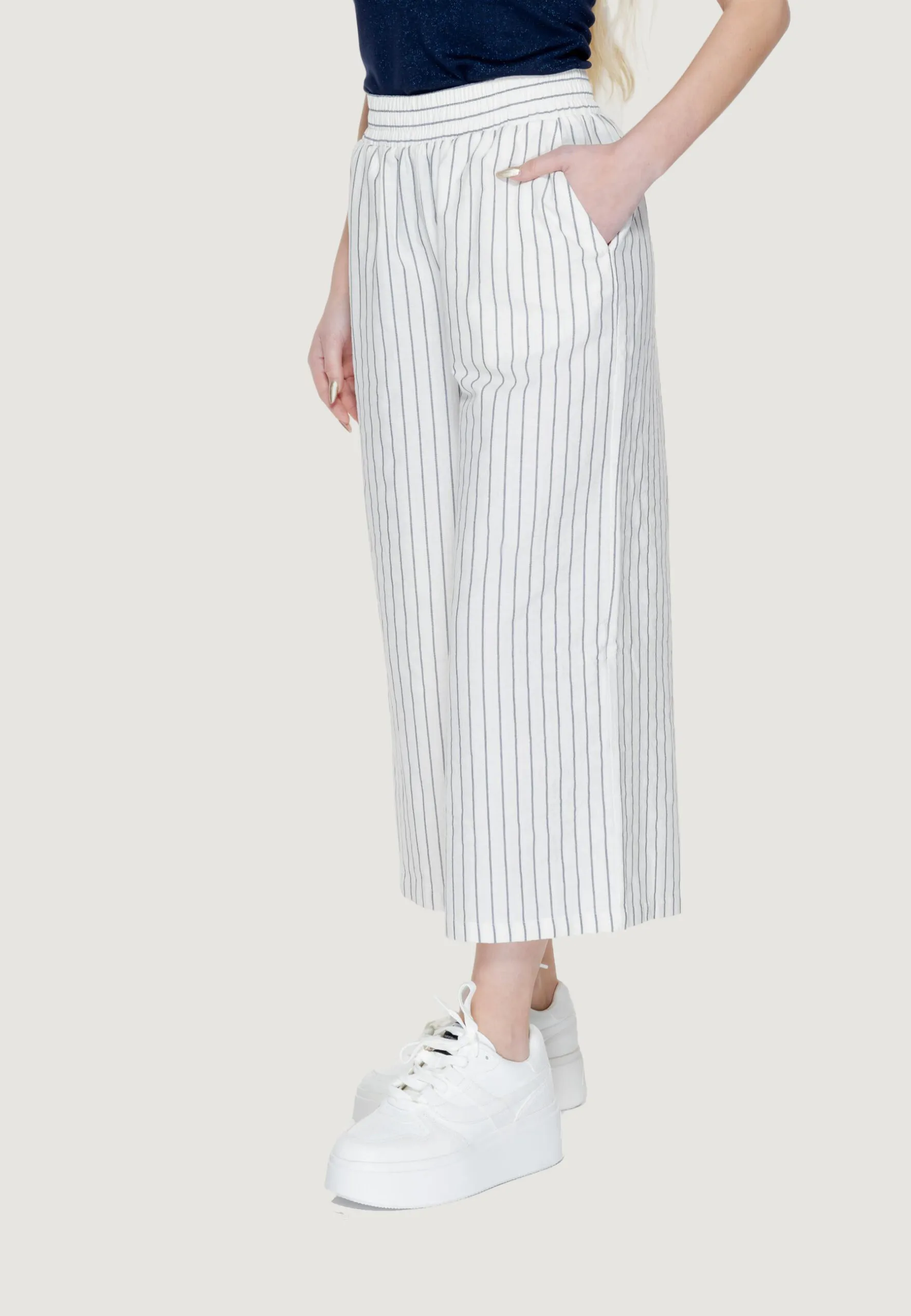 Pantaloni a palazzo Vero Moda Vmjaylen Hw Culotte Vma Beige chiaro