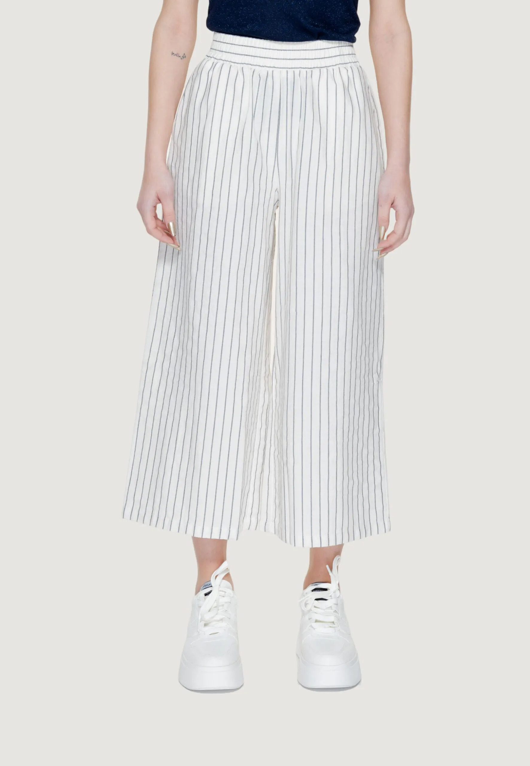 Pantaloni a palazzo Vero Moda Vmjaylen Hw Culotte Vma Beige chiaro
