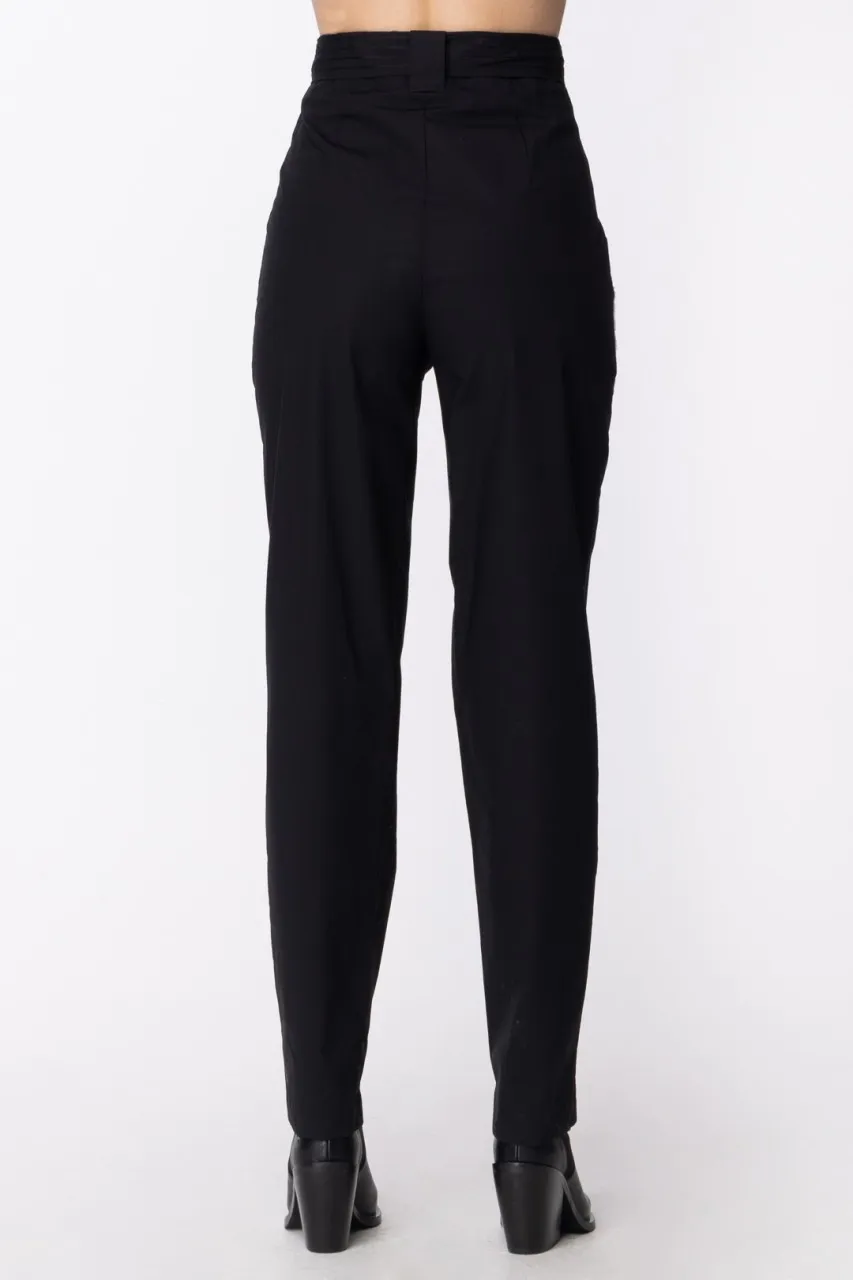 Pantaloni con ricamo fiore e fusciacca Nero