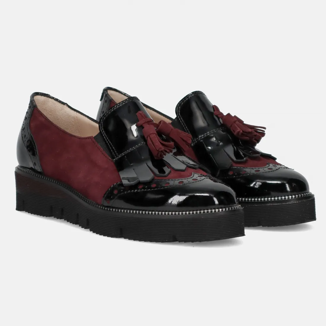 Scarpa slip on da donna Sangiorgio bordeaux e nera con frangia e nappine