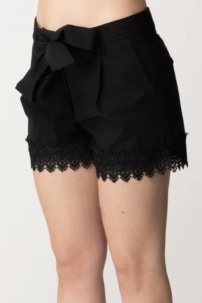 Shorts con cintura e pizzo Nero