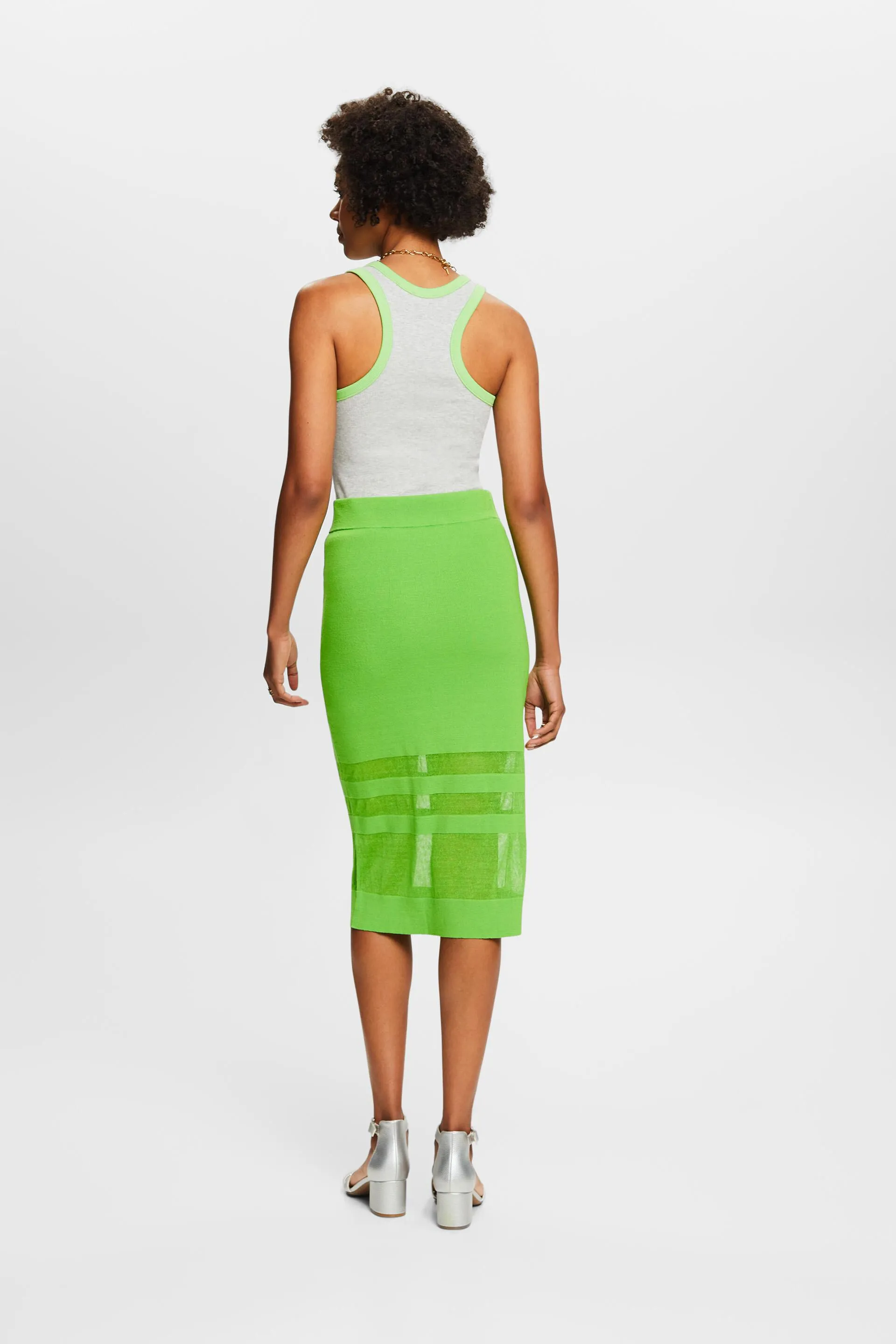 Skirts flat knitted