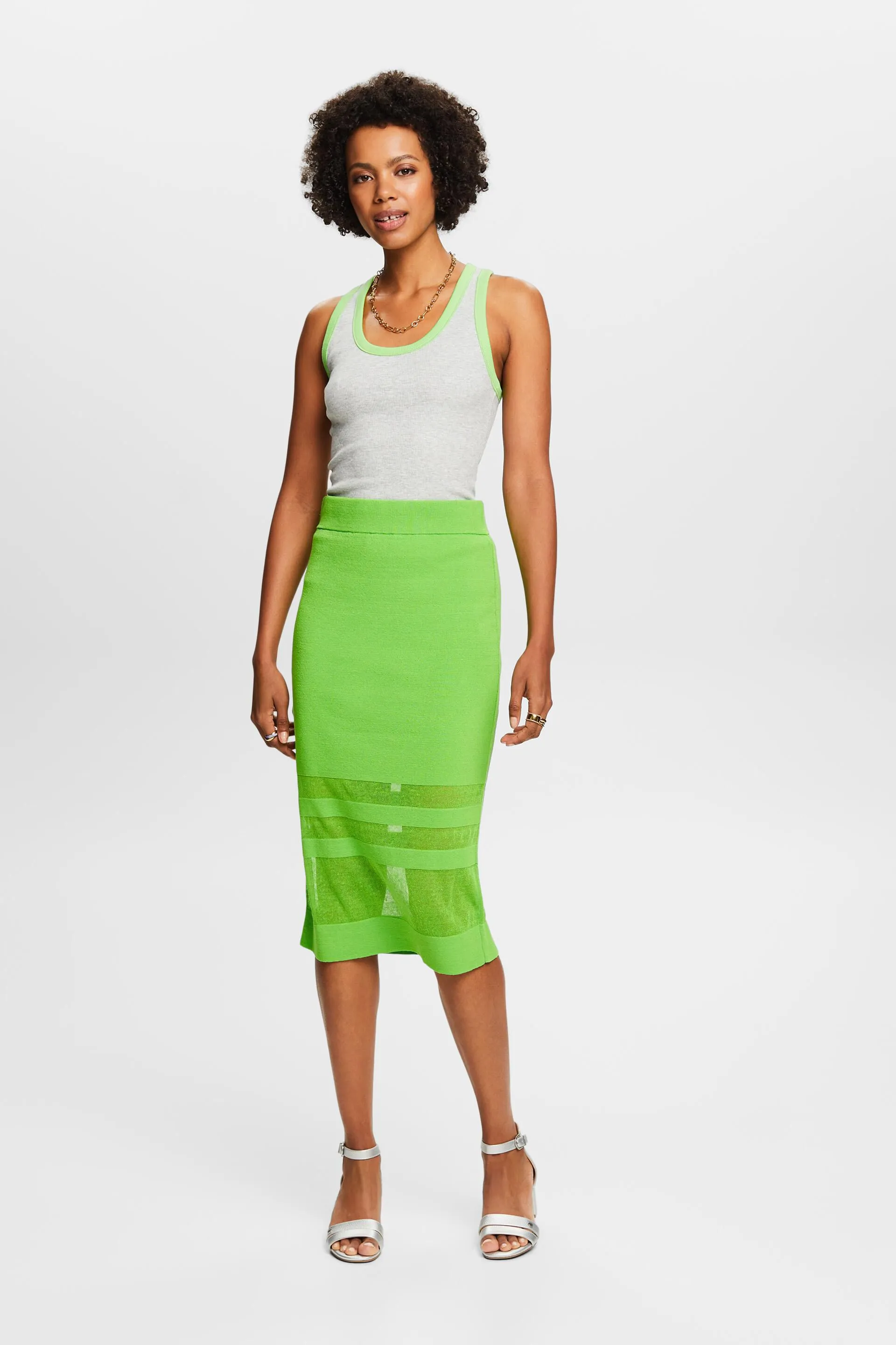 Skirts flat knitted