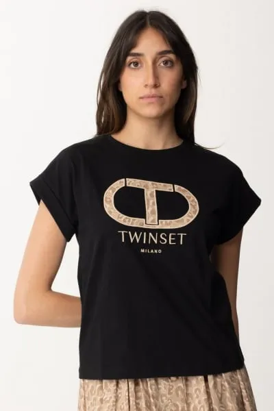T-shirt con ricamo logo Oval T Nero