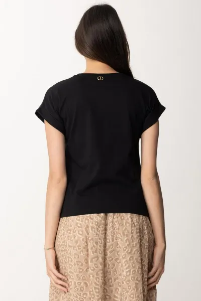 T-shirt con ricamo logo Oval T Nero